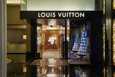 louis vuitton melbourne crown|crown melbourne opening hours.